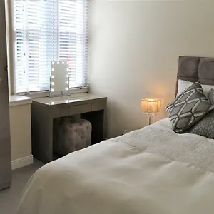 Apartment Merchant House Eh6 6pr, Edinburgh